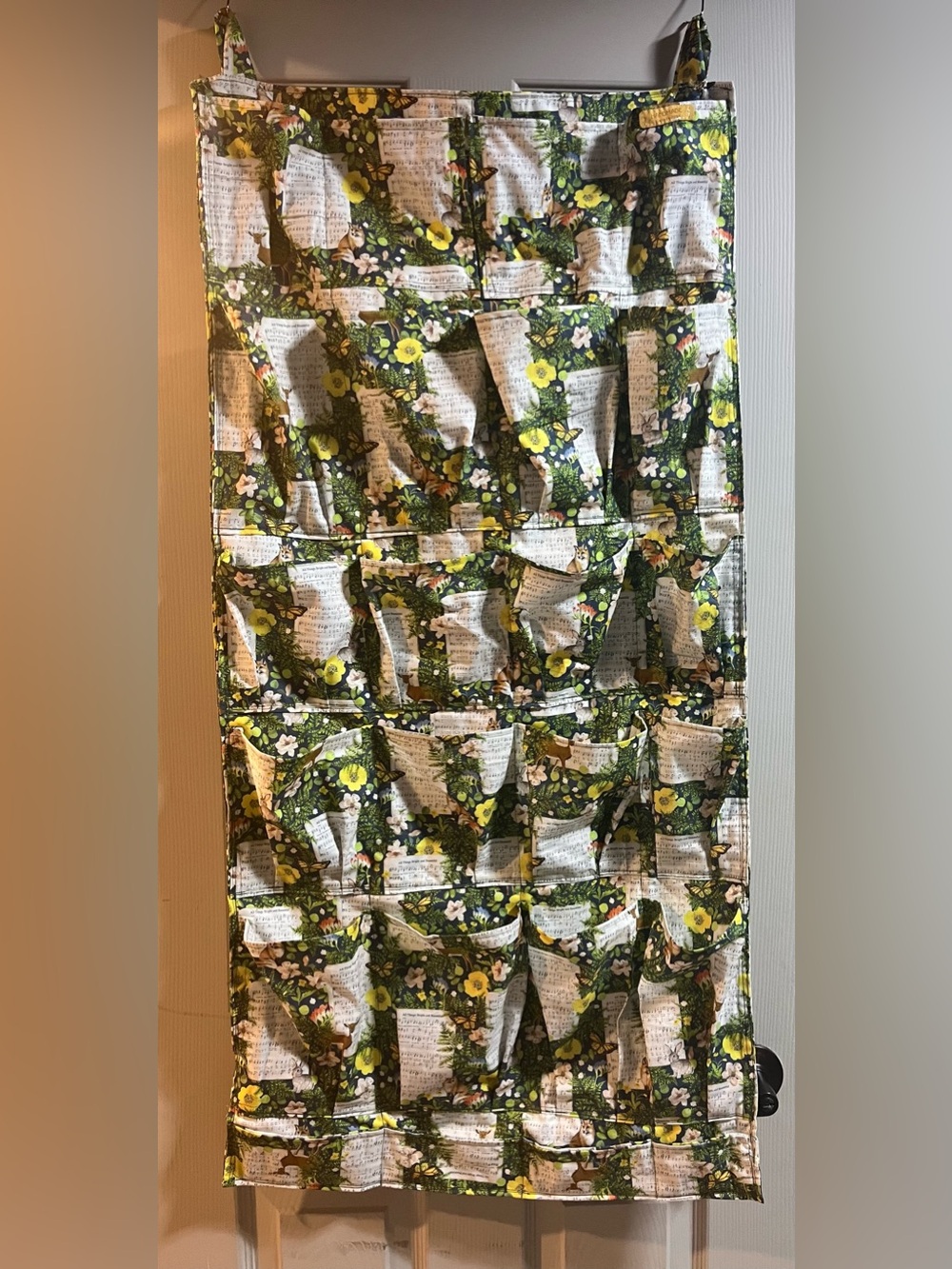Handmade Over Door Wall Hanging Organizer 20 Pocket Sheet Music Woodland